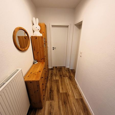 Radfreundliches Wohlfuehl-Apartment Mit Terrasse Und Parkplatz - Fewo Woody Schwerin  Eksteriør billede