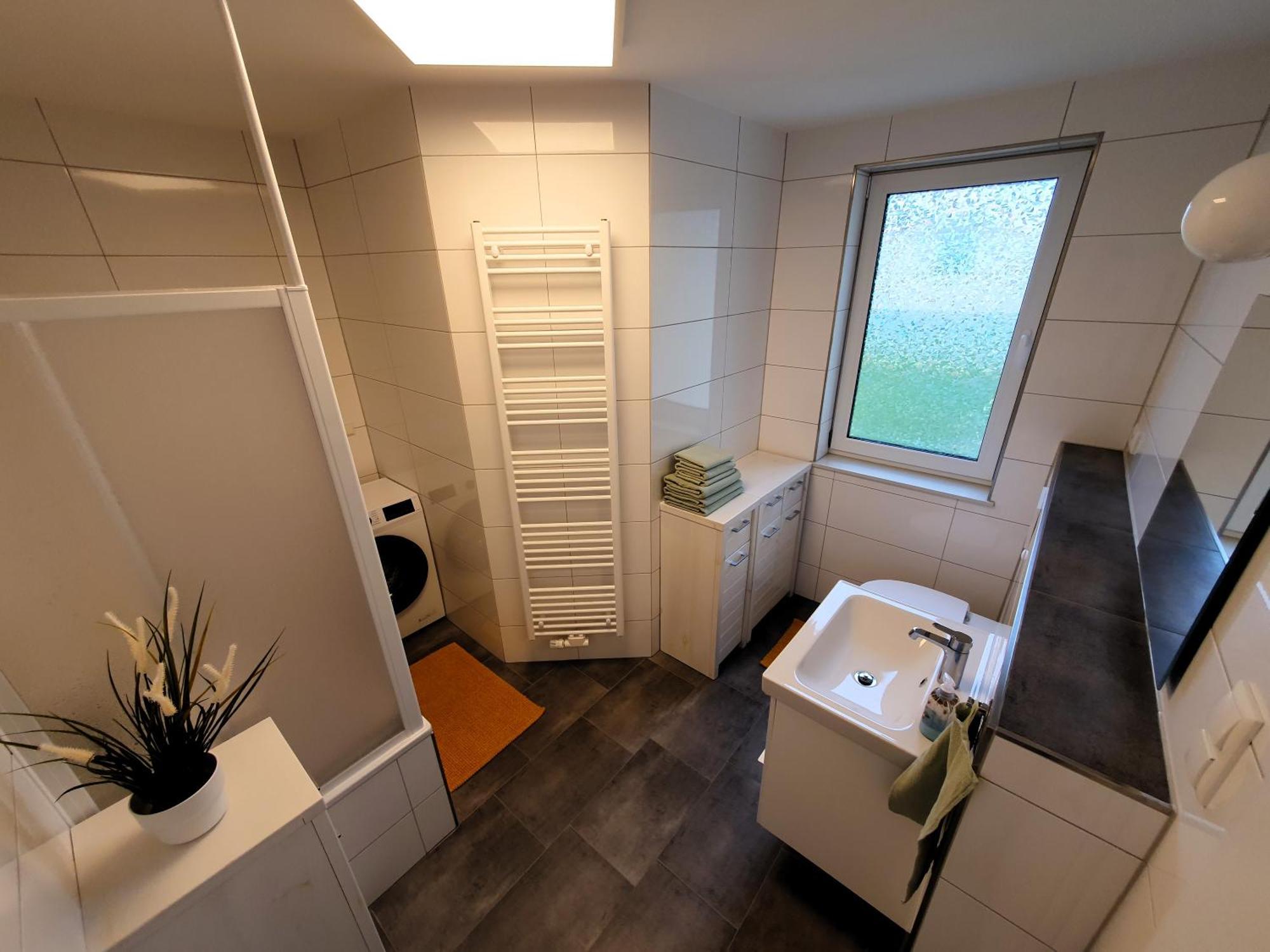 Radfreundliches Wohlfuehl-Apartment Mit Terrasse Und Parkplatz - Fewo Woody Schwerin  Eksteriør billede